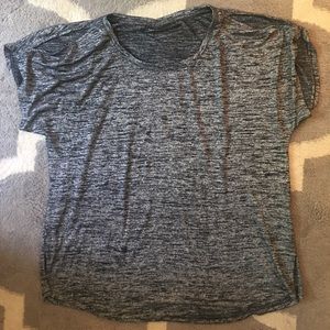 Apt 9 gray top with open shoulder sleeves